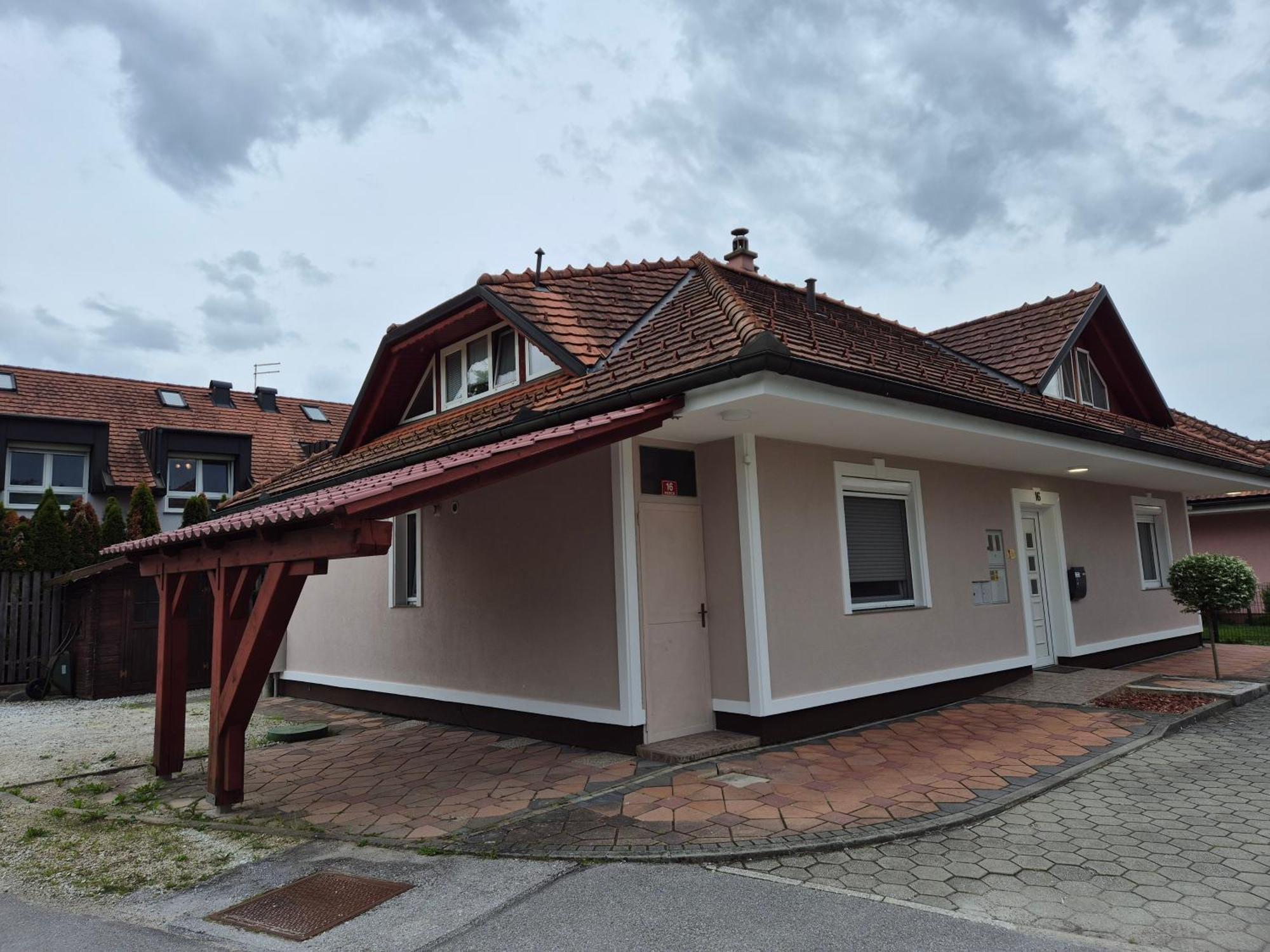Oddih V Mirnem In Zelenem Okolju Apartman Škofljica Kültér fotó